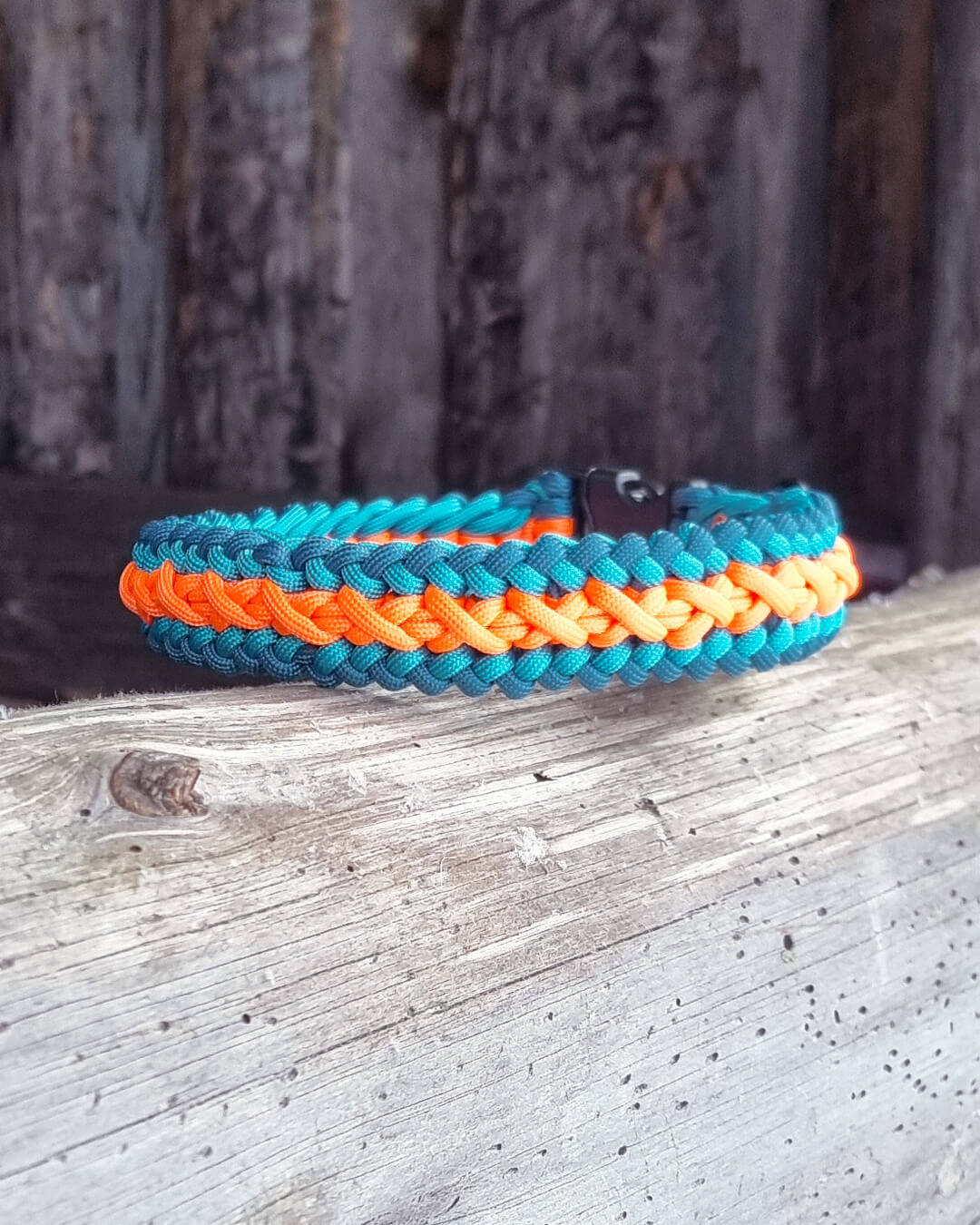 Halsbånd Frostglød Skogbunn Mørk