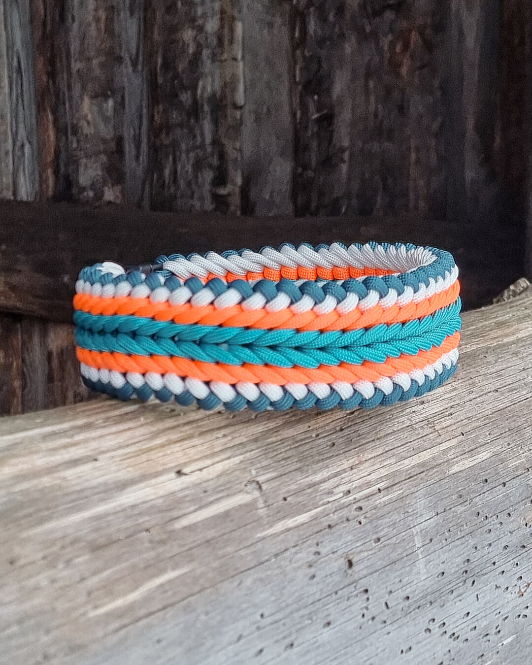 Halsbånd Frostglød Ly